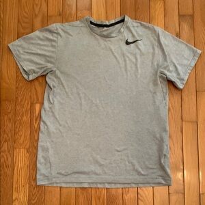 Nike Dri Fit Short Sleeve T-Shirt (Heather Gray)